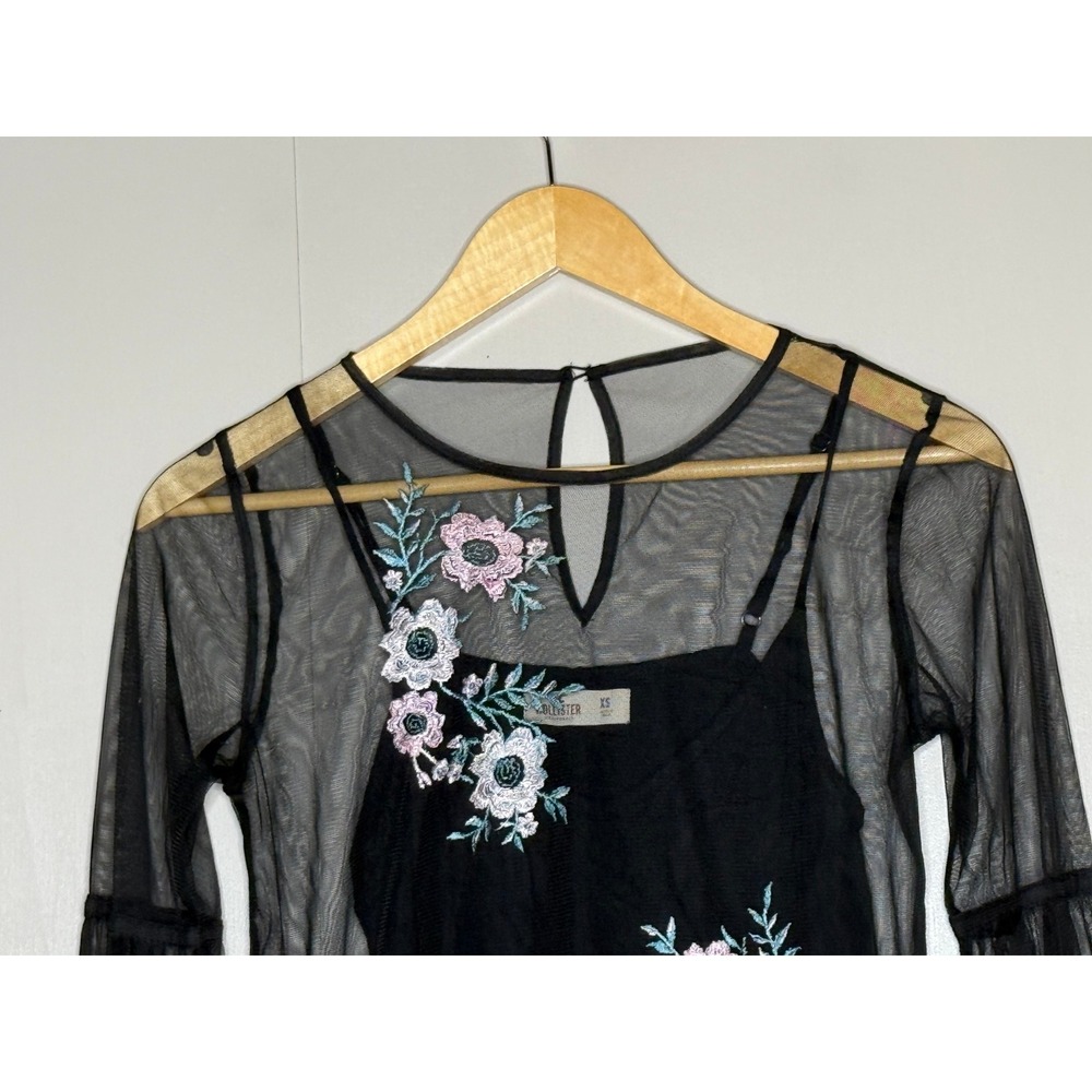 Hollister Black Mesh Embroidered Floral Bell Sleeve Top XS - Picture 3 of 8